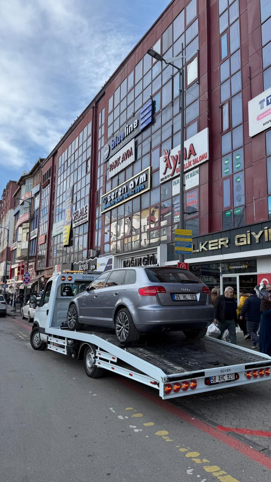 Arıza, akü, lastik veya yakıt sorununda güvenli taşıma ihtiyacının değerlendirilmesi.